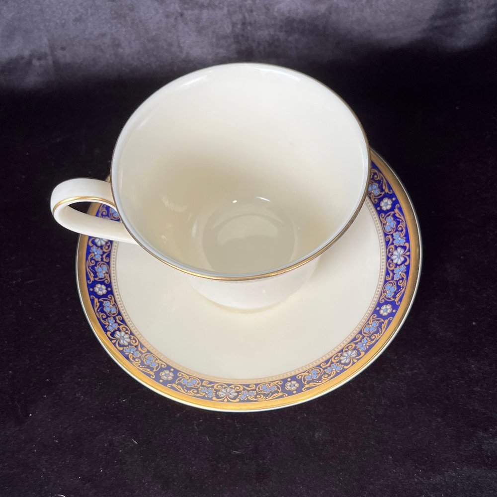 Footed Cup & Saucer Set | Edinburgh Dark Blue - Picture 2 of 4